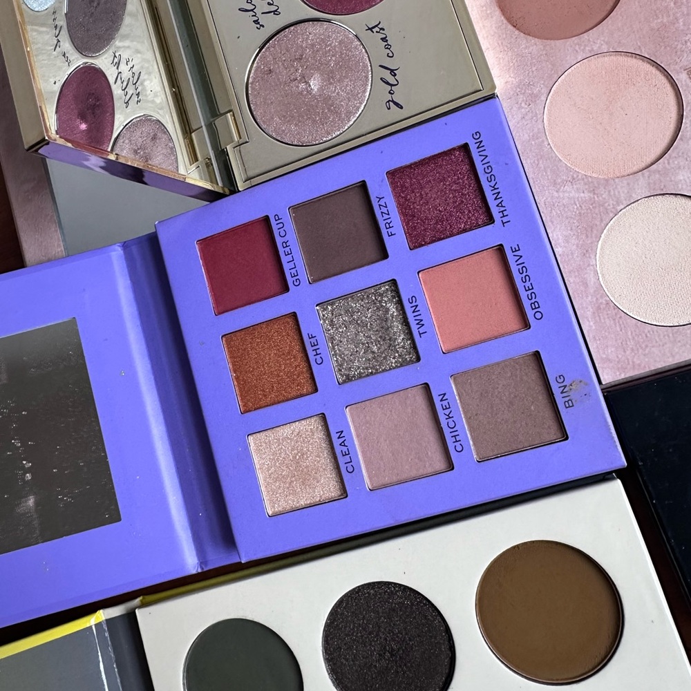 LOT of 7 Eye Shadow Palettes - Tarte, Artist Couture, One/Size, Juvia’s Place.. - Picture 8 of 9